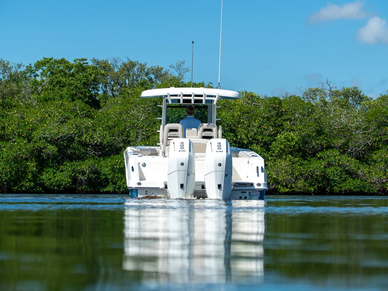 2026 Boston Whaler 330 Outrage 33.0 feet, Fort Myers, FL #24