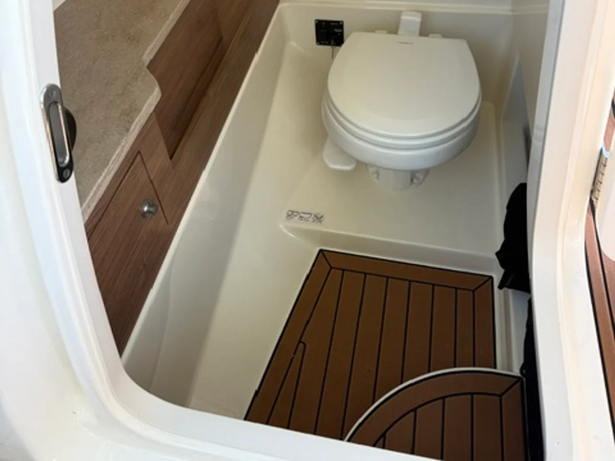 2021 Boston Whaler 280 VANTAGE 28.0 feet, Venice, Florida #16