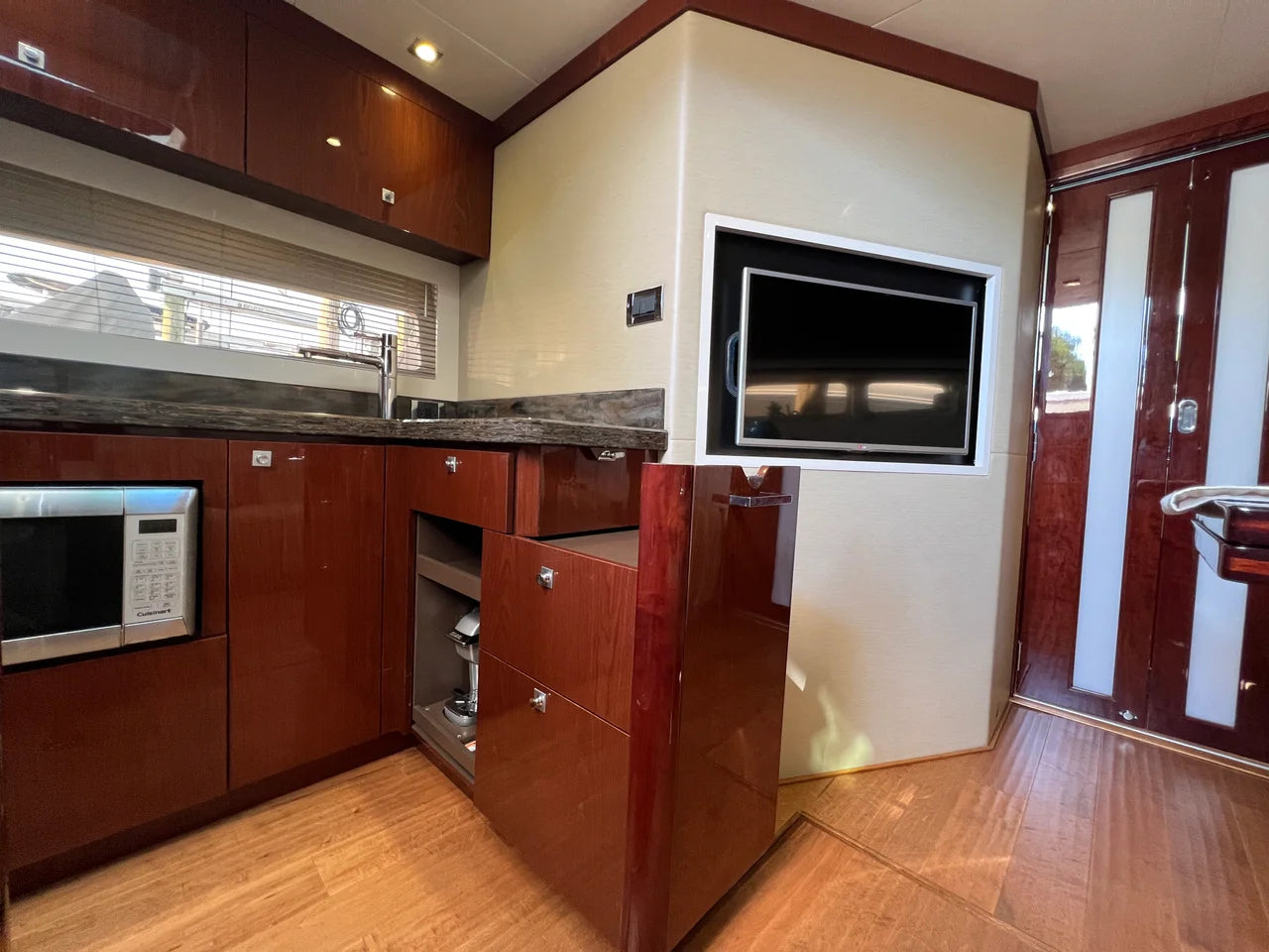 2015 Sea Ray 410 Sundancer 41.0 feet, Huntington, NY #72