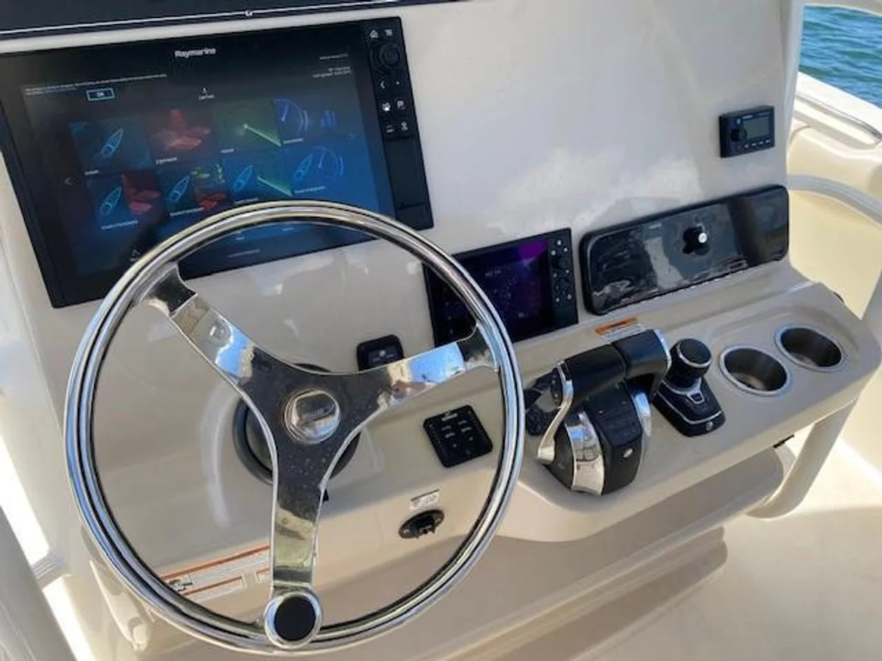 2019 Boston Whaler 330 Outrage 33.0 feet, Pompano Beach, FL #18