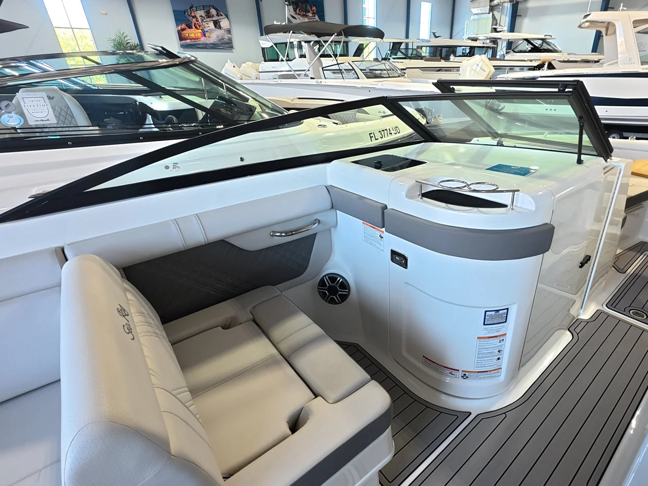 2026 Sea Ray SDX 290 Outboard 29.0 feet, Clearwater, Florida #18