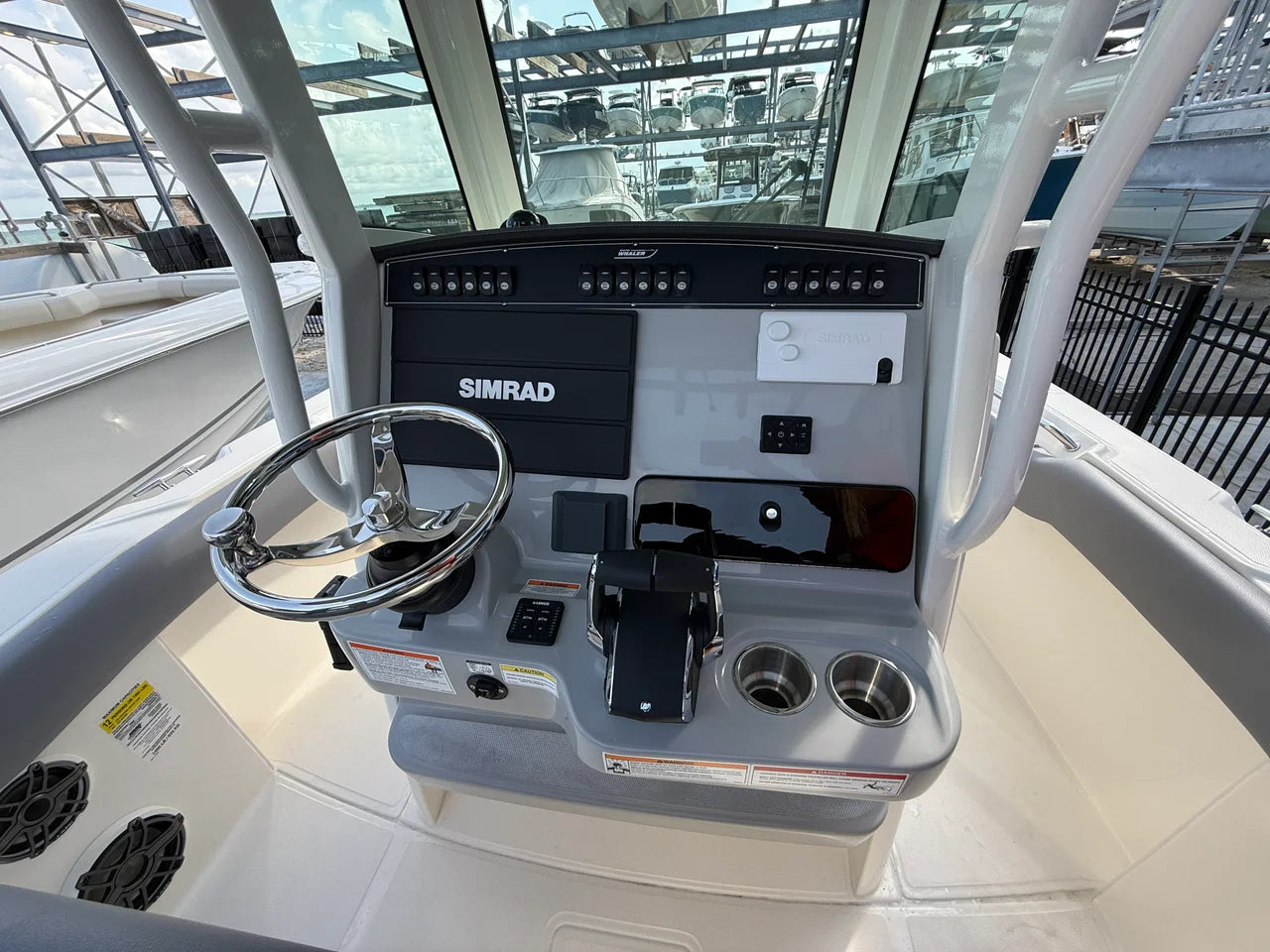 2027 Boston Whaler 250 Outrage 25.0 feet, Sarasota, FL #18
