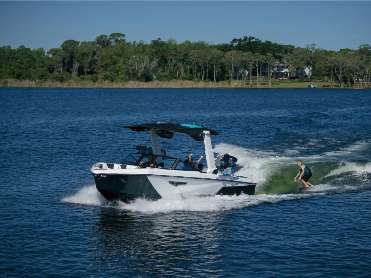 2026 Nautique Super Air Nautique S25 25.0 feet, Inuvik, Northwest Territories #100