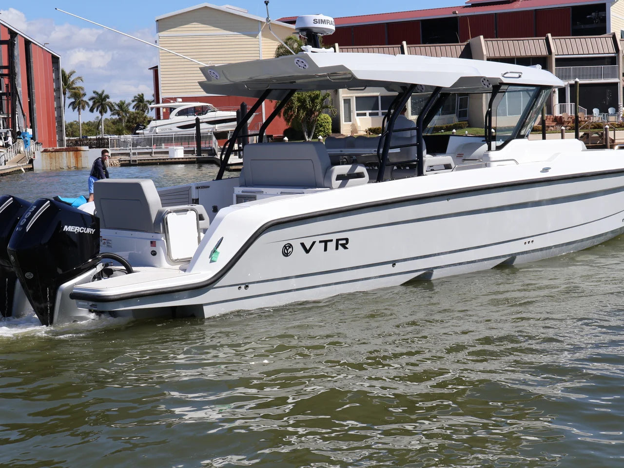 2026 Cruisers Yachts 38 VTR 38.0 feet, Naples, Florida #9