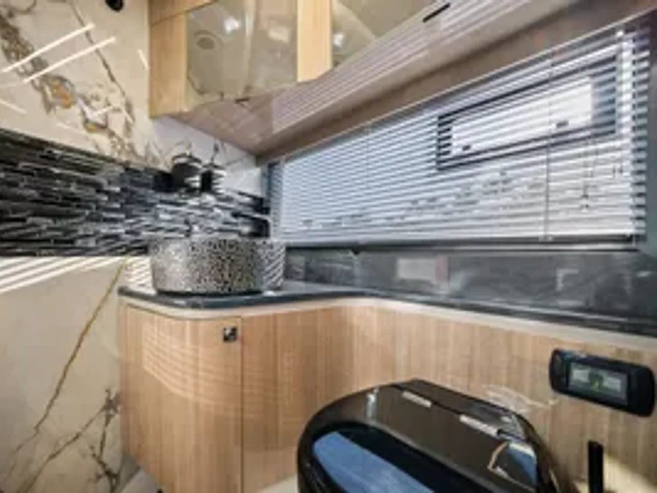 2024 Galeon 375 GTO 37.0 feet, Jupiter, Florida #46