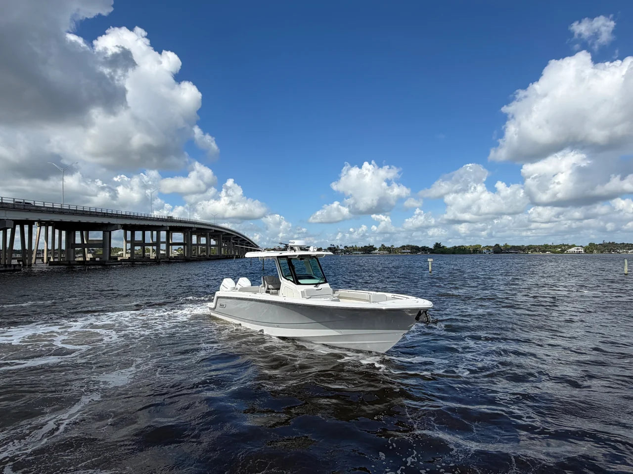 2026 Boston Whaler 330 Outrage 33.0 feet, Stuart, Florida #12