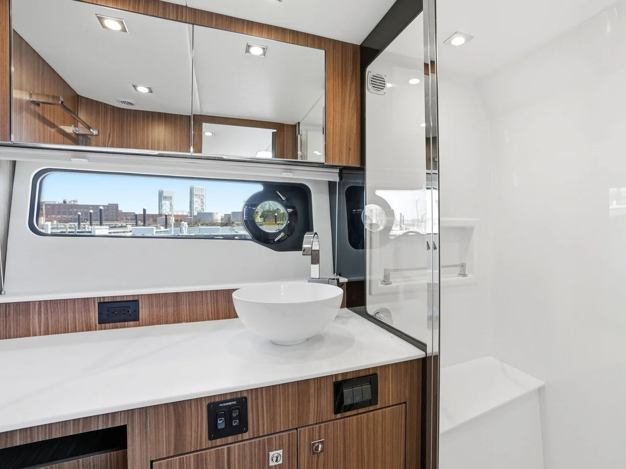 2026 Cruisers Yachts 50GLS OB 50.0 feet, Quincy, MA #41