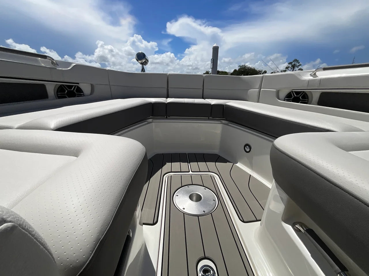 2027 Sea Ray SLX 310 Outboard 31.0 feet, Jacksonville Beach, Florida #18