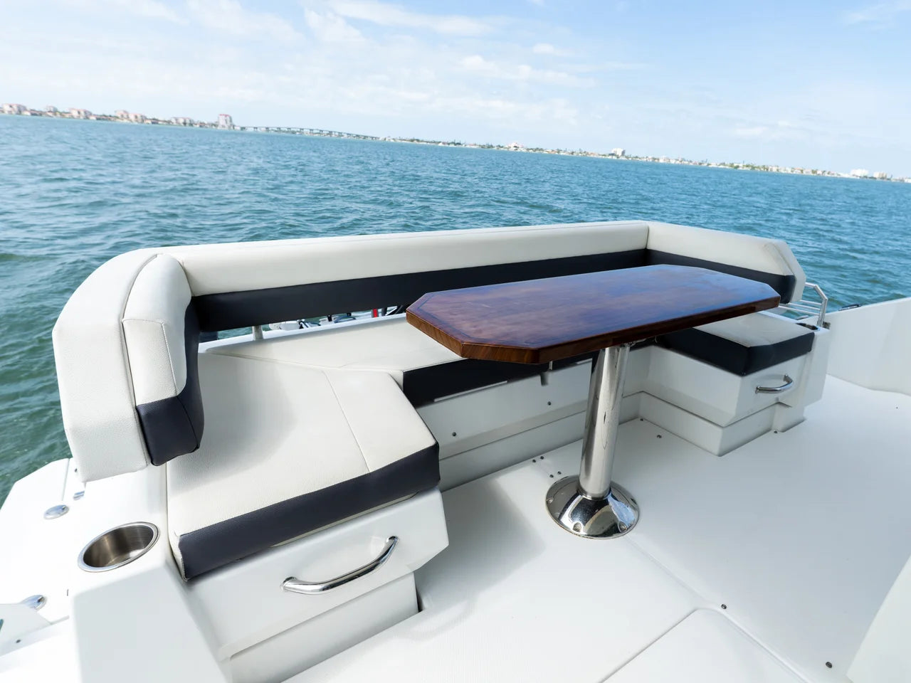 2018 Cruisers Yachts 50 CANTIUS 50.0 feet, St Petersburg, FL #33