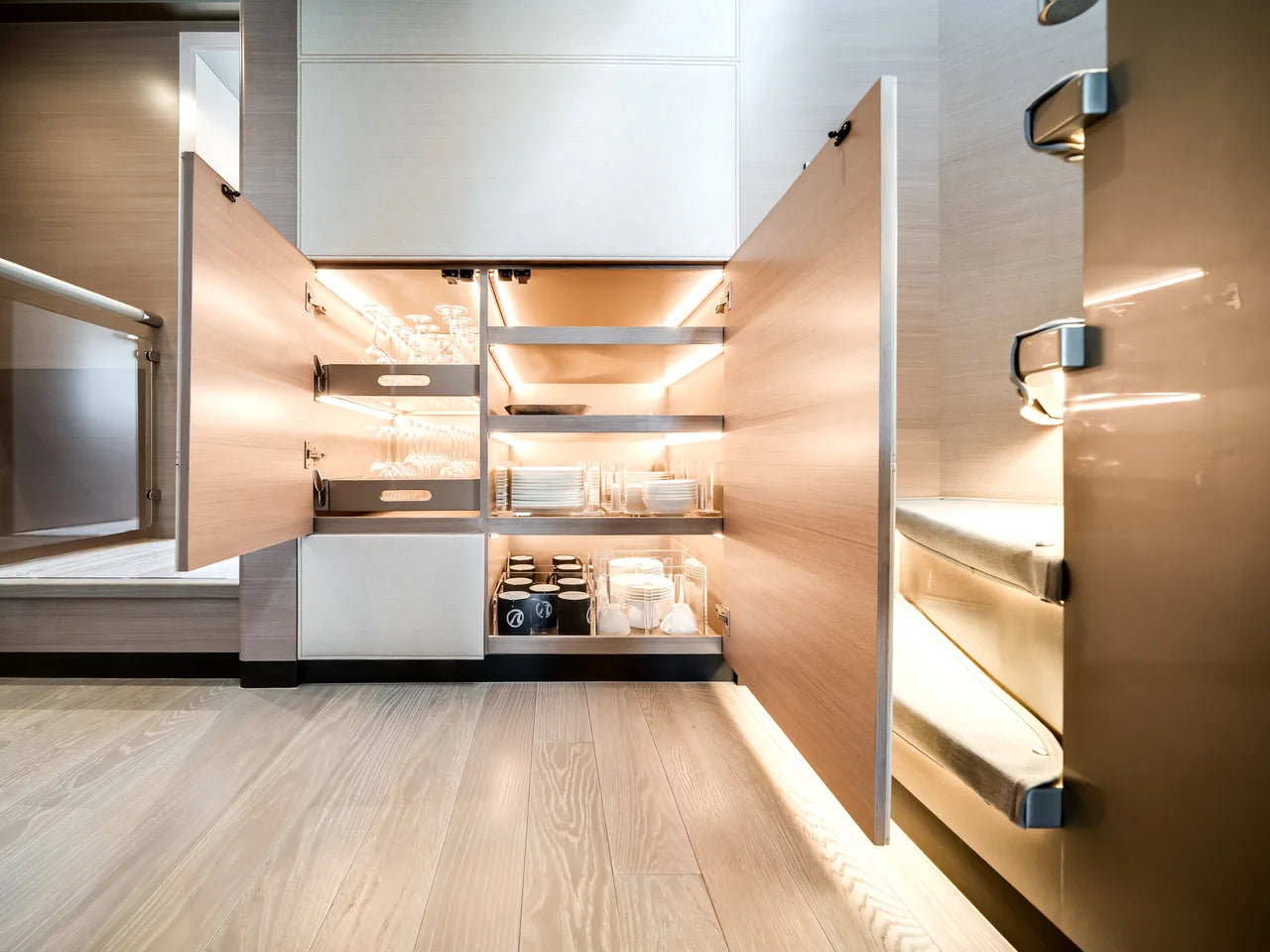 2025 Ocean Alexander 27R 88.0 feet, Fort Lauderdale, FL #40