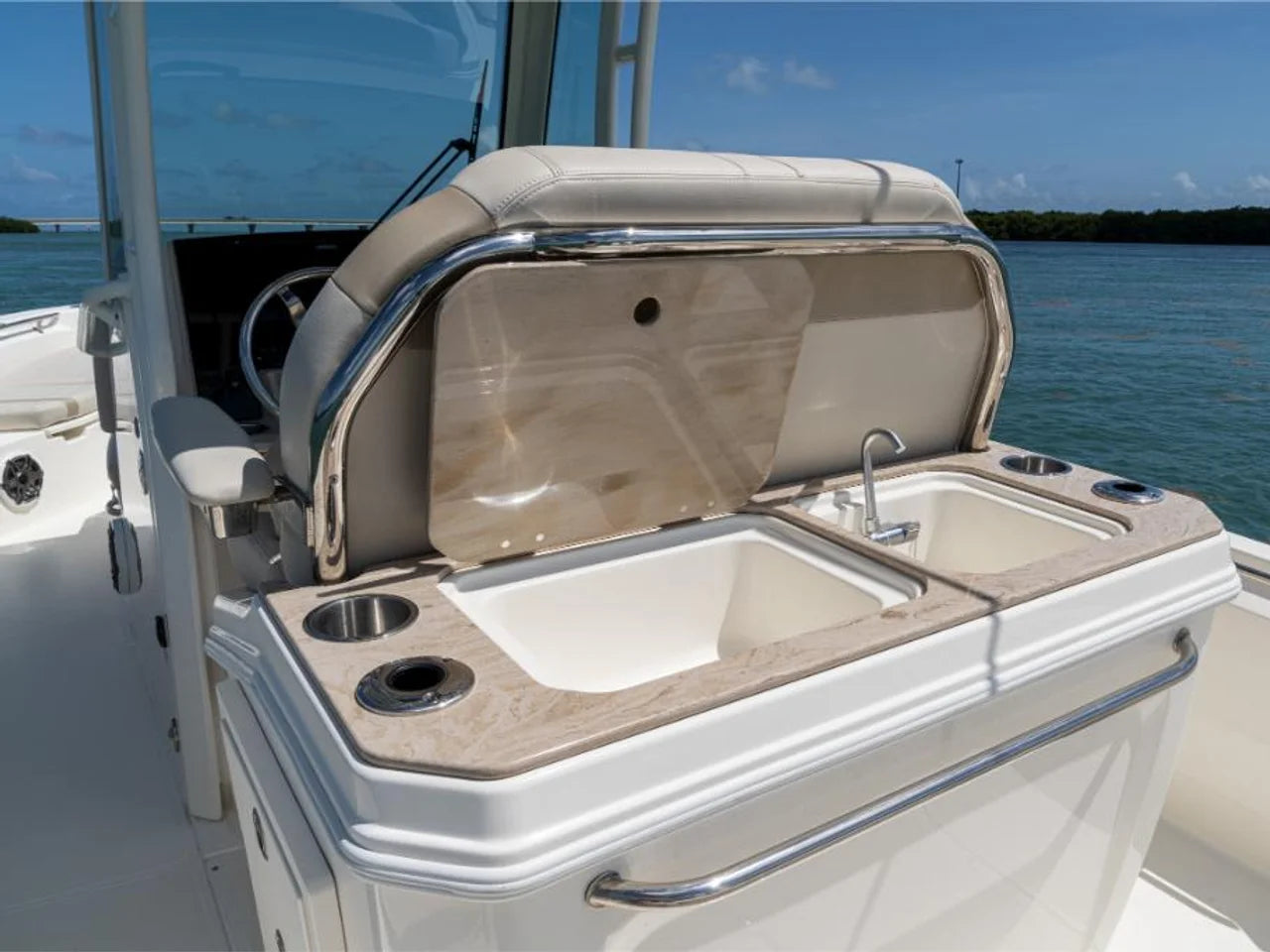 2027 Boston Whaler 280 Dauntless 28.0 feet, Clearwater, Florida #26