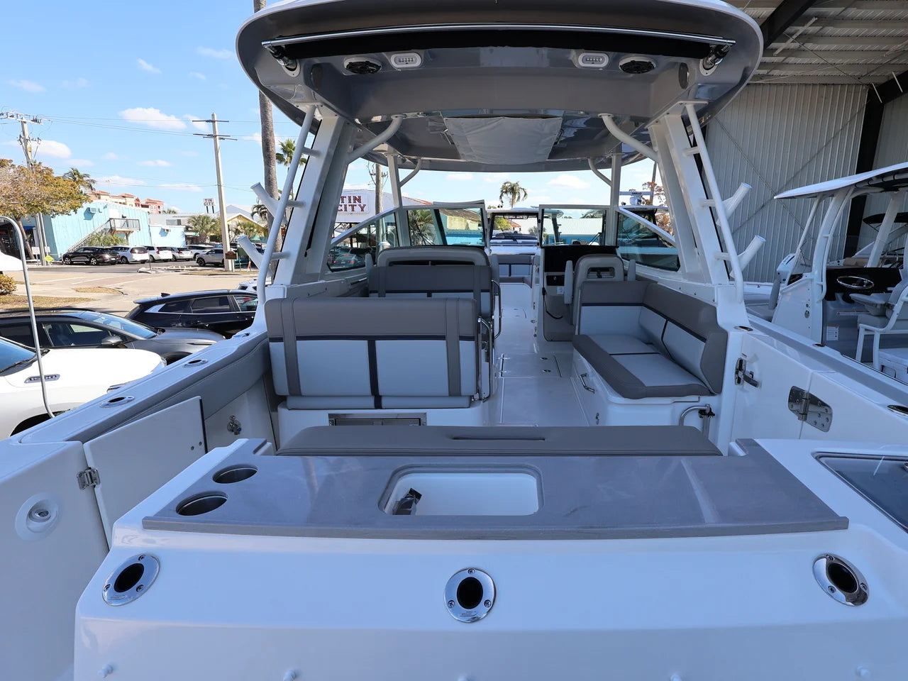 2026 Boston Whaler 330 Vantage 33.0 feet, Naples, Florida #9
