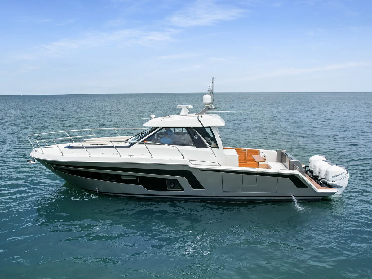 2021 Ocean Alexander 45 DIVERGENCE COUPE 45.0 feet, Lighthouse Point, FL #1