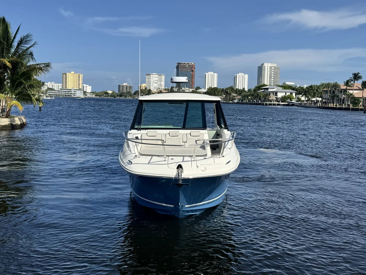 2027 Sea Ray Sundancer 320 Outboard 32.0 feet, Pompano Beach, Florida #4