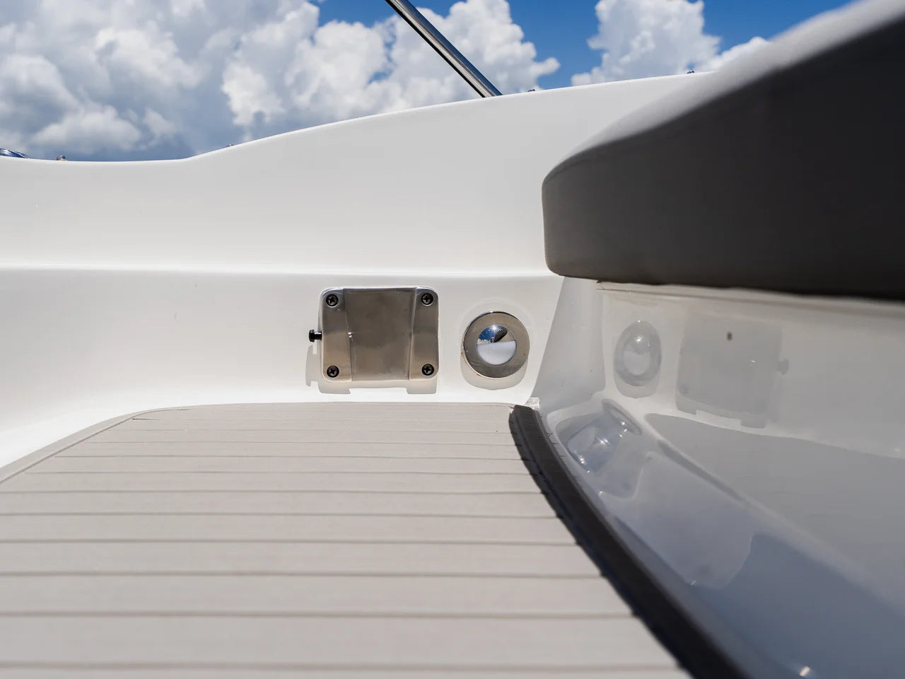 2027 Sea Ray Sundancer 320 Outboard 32.0 feet, Clearwater, Florida #70