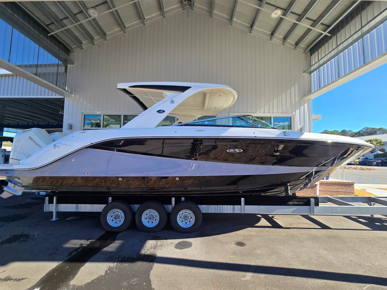2026 Sea Ray SLX 310 Outboard 31.0 feet, Charleston, SC #2