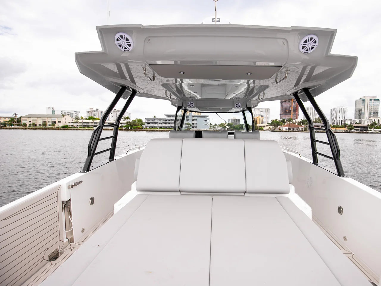 2026 Cruisers Yachts 38 VTR 38.0 feet, Pompano Beach, Florida #30