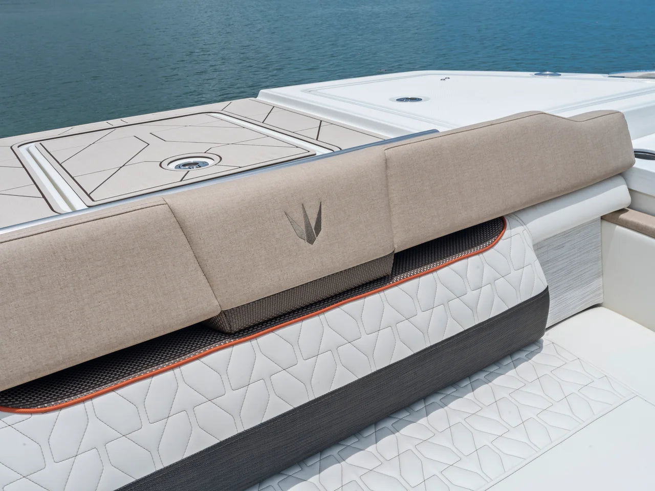 2027 Ducari 37 XIV 37.0 feet, Jupiter, Florida #70