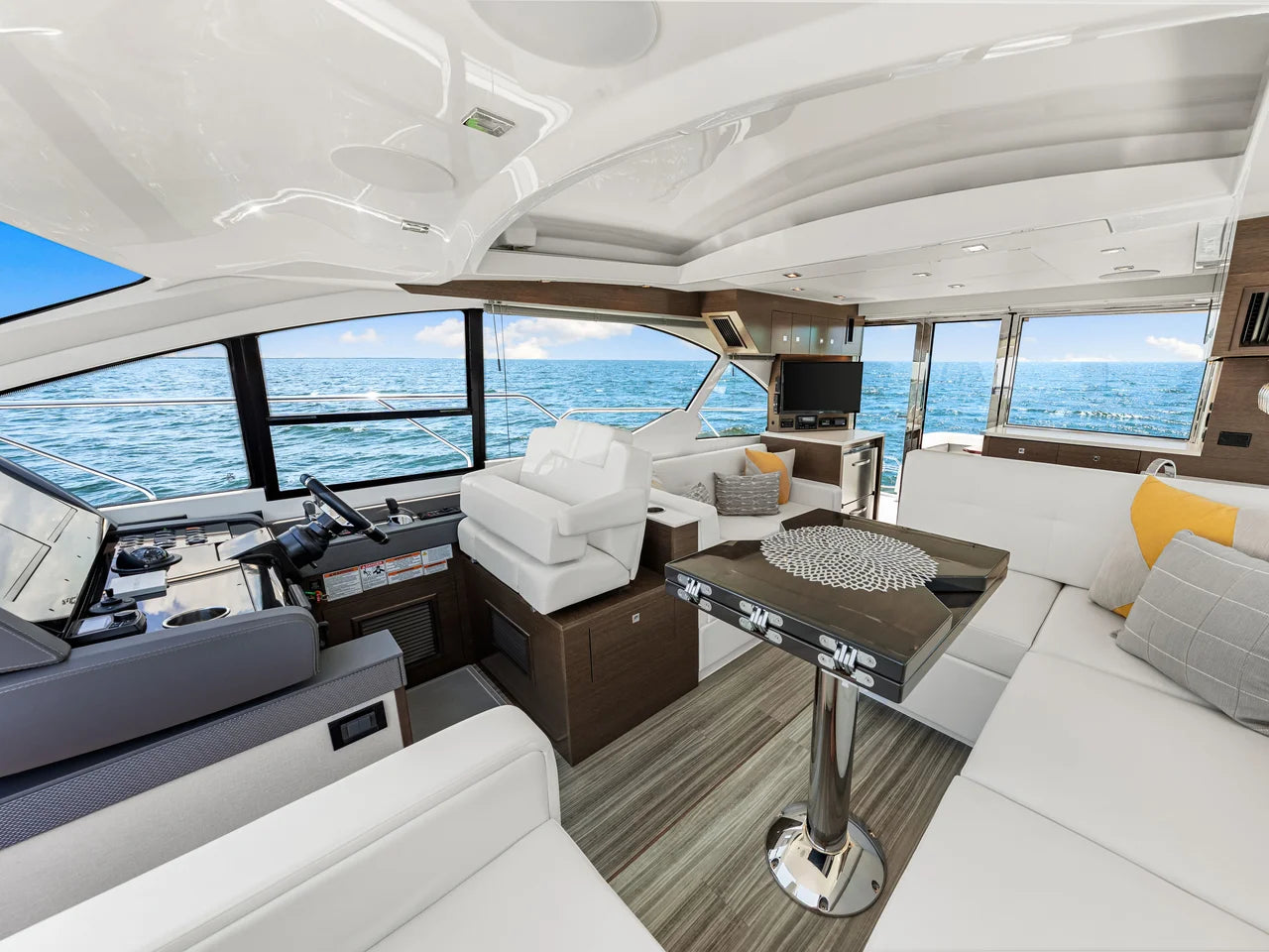 2020 Cruisers Yachts 50 CANTIUS 49.0 feet, Venice, Florida #55