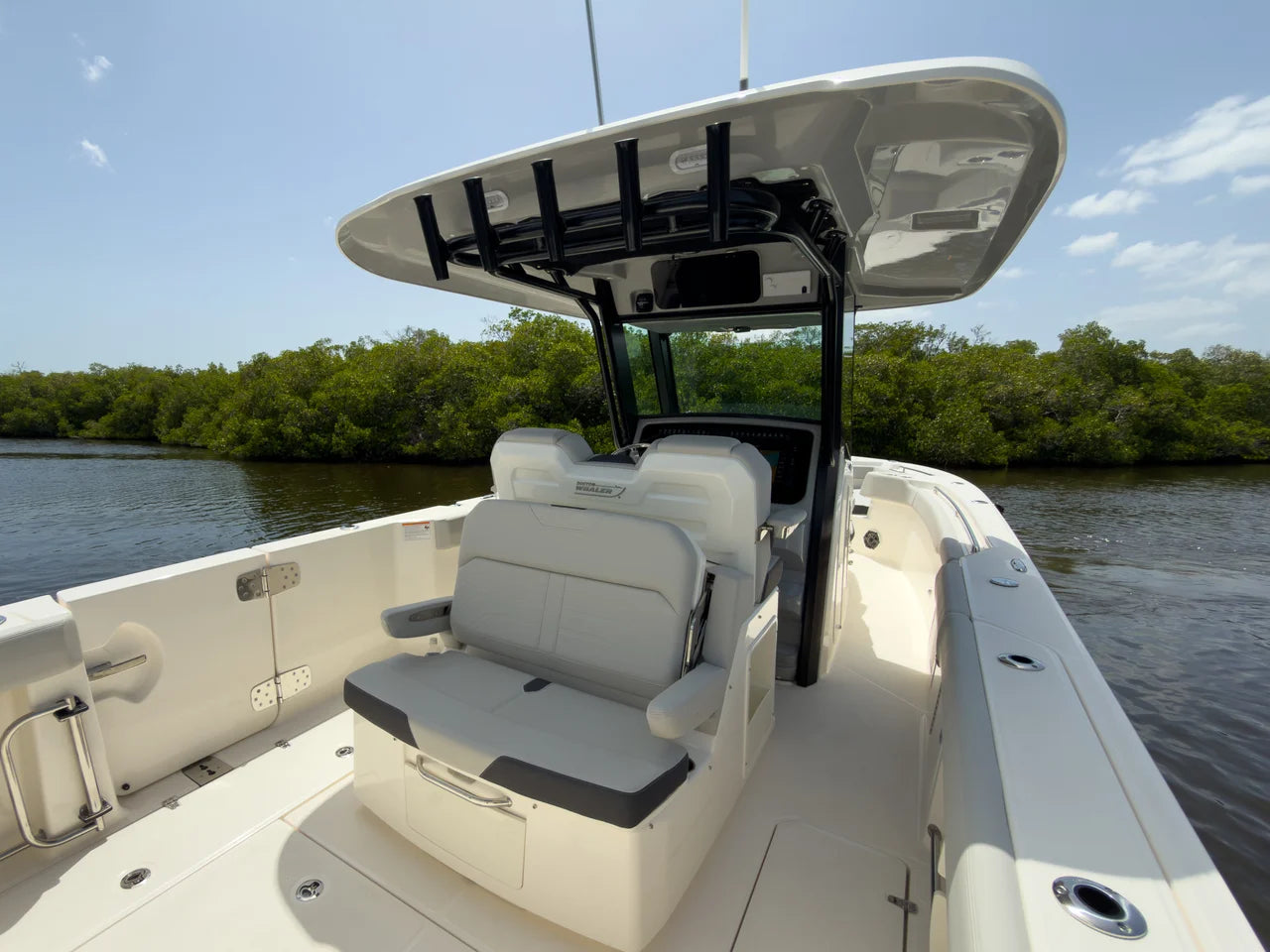 2026 Boston Whaler 330 Outrage 33.0 feet, Fort Myers, Florida #6