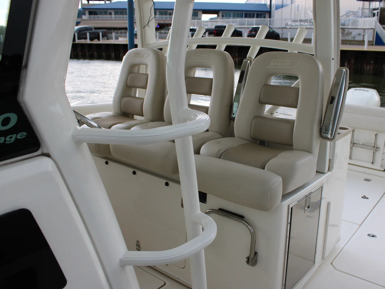 2018 Boston Whaler 380 OUTRAGE 38.0 feet, Seabrook, TX #51