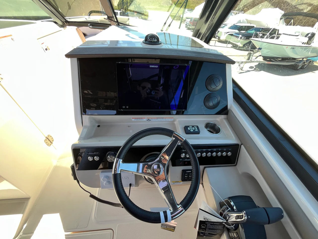 2026 Boston Whaler 330 Vantage 33.0 feet, Wakefield, RI #23