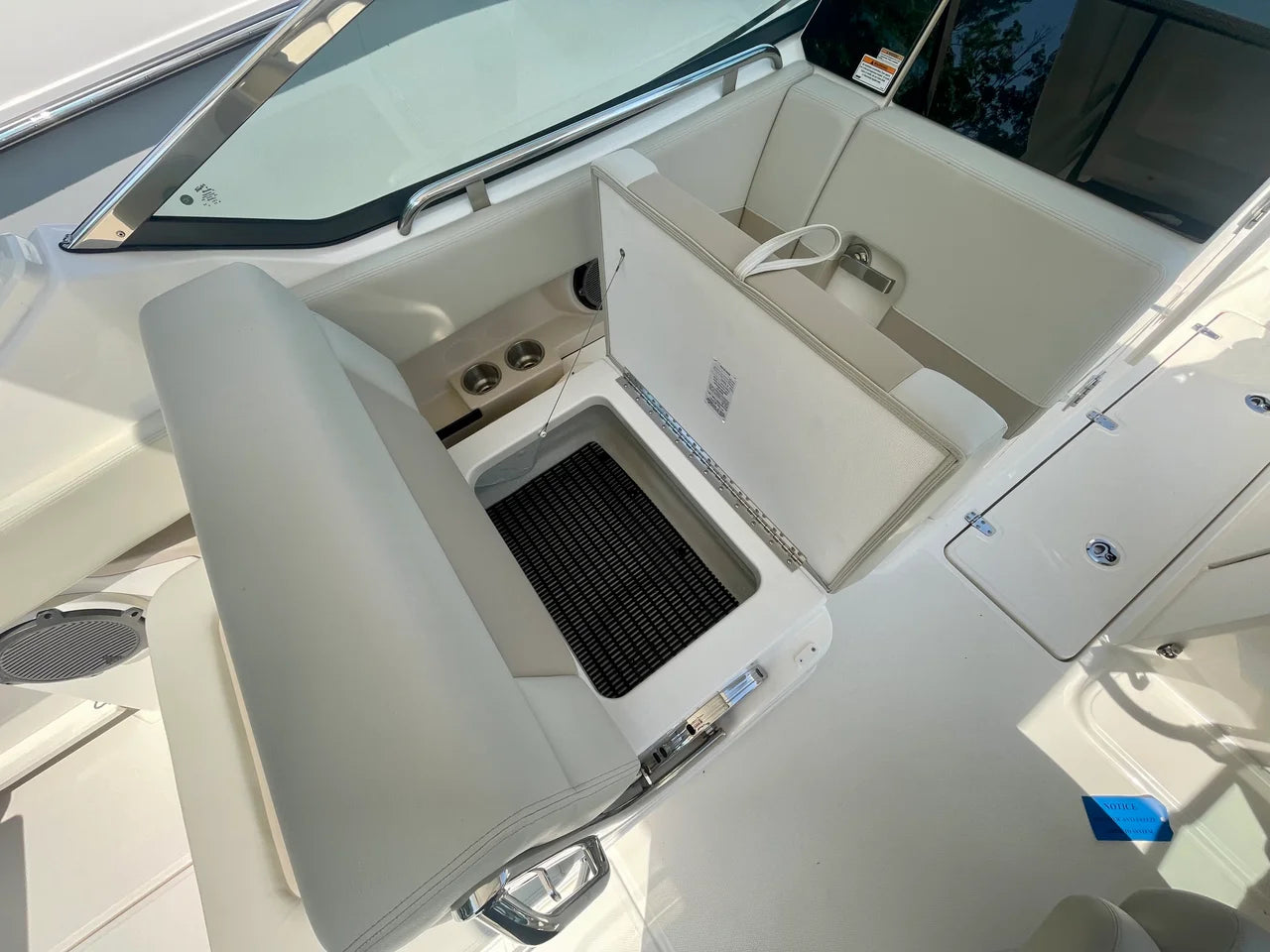 2026 Boston Whaler 240 Vantage 24.0 feet, Quincy, MA #11