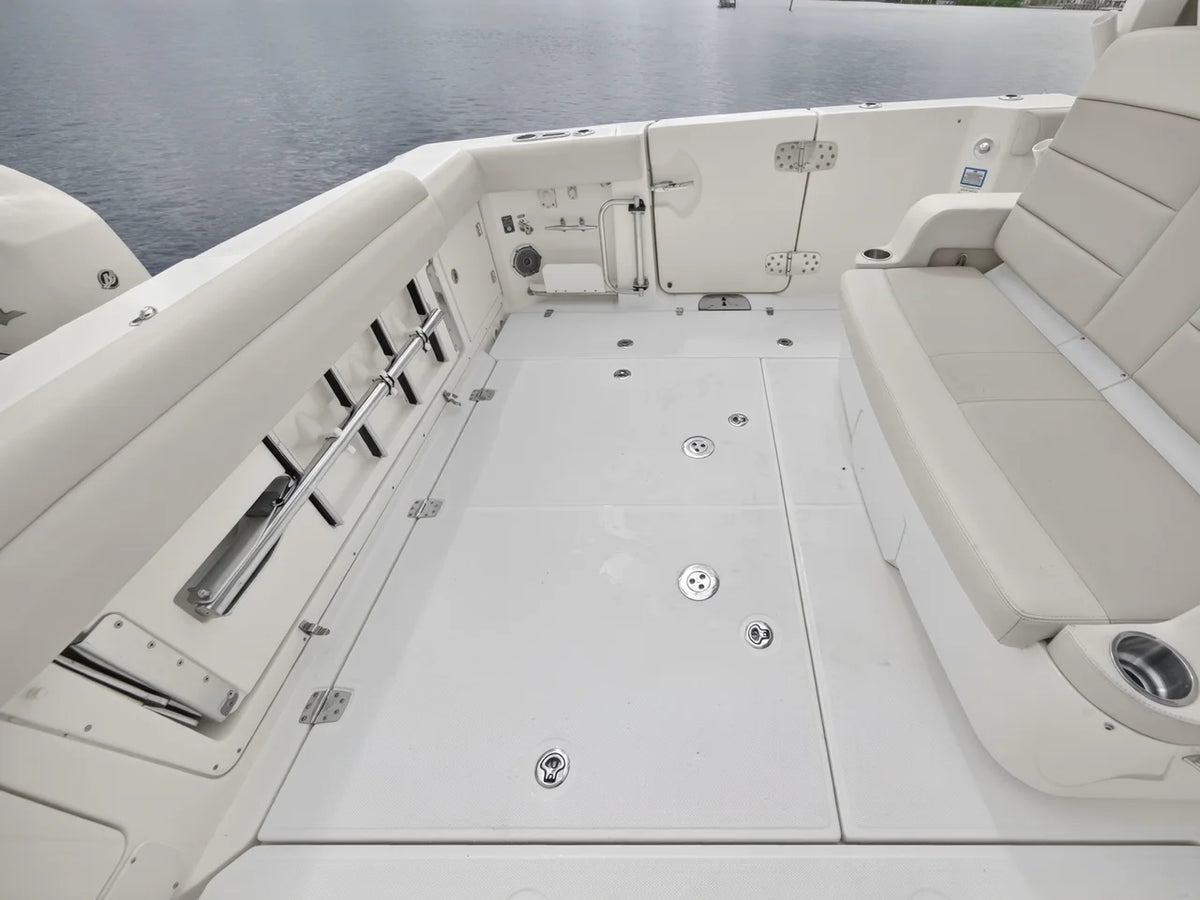 2018 Boston Whaler 380 OUTRAGE 38.0 feet, Stuart, Florida #47