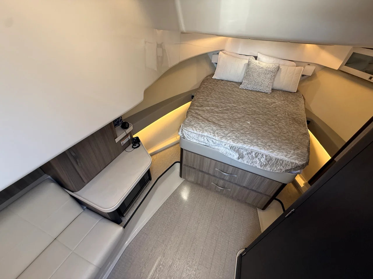 2021 Regal 36 GRAND COUPE 36.0 feet, Cumming, GA #59