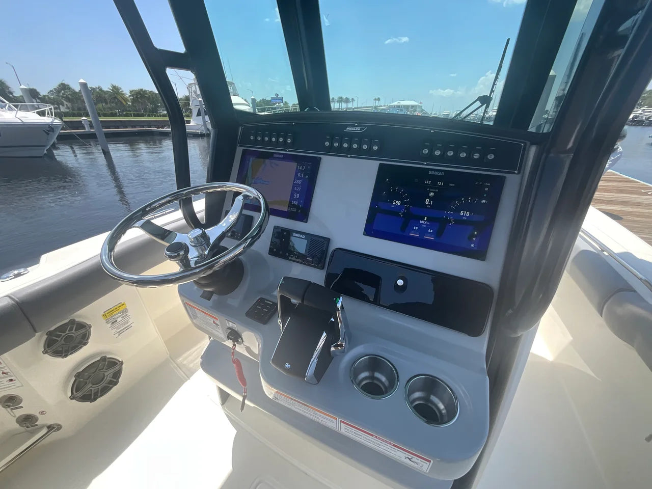 2027 Boston Whaler 250 Outrage 25.0 feet, Jacksonville Beach, Florida #13
