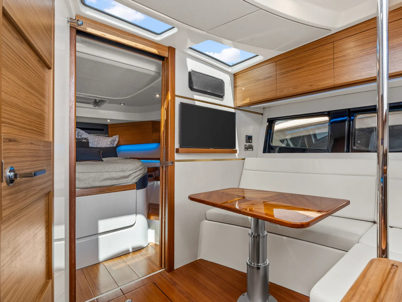 2025 Boston Whaler 405 Conquest 40.0 feet, Quincy, MA #38