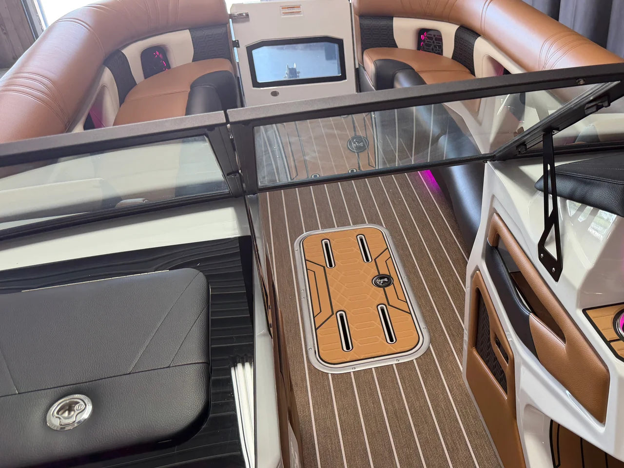 2027 Premier 270INTRIGUE 27.0 feet, Nisswa, Minnesota #73