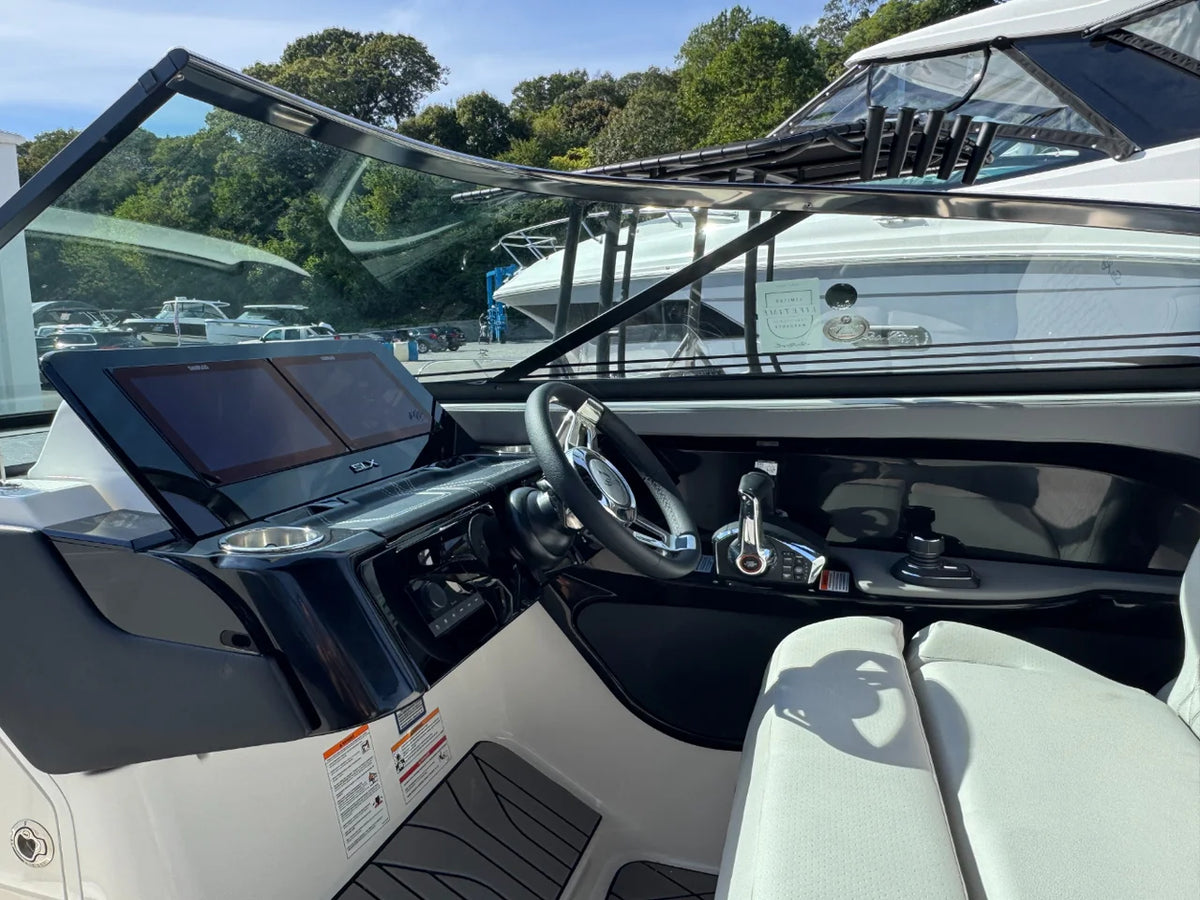 2026 Sea Ray SLX 280 Outboard 28.0 feet, Huntington, NY #18