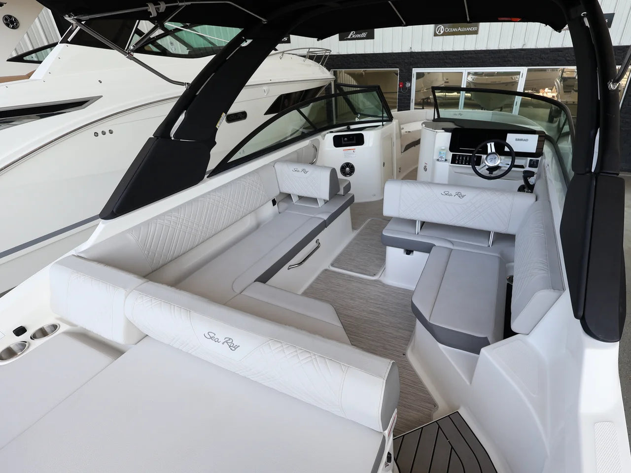 2026 Sea Ray SDX 250 Outboard 25.0 feet, Naples, Florida #11