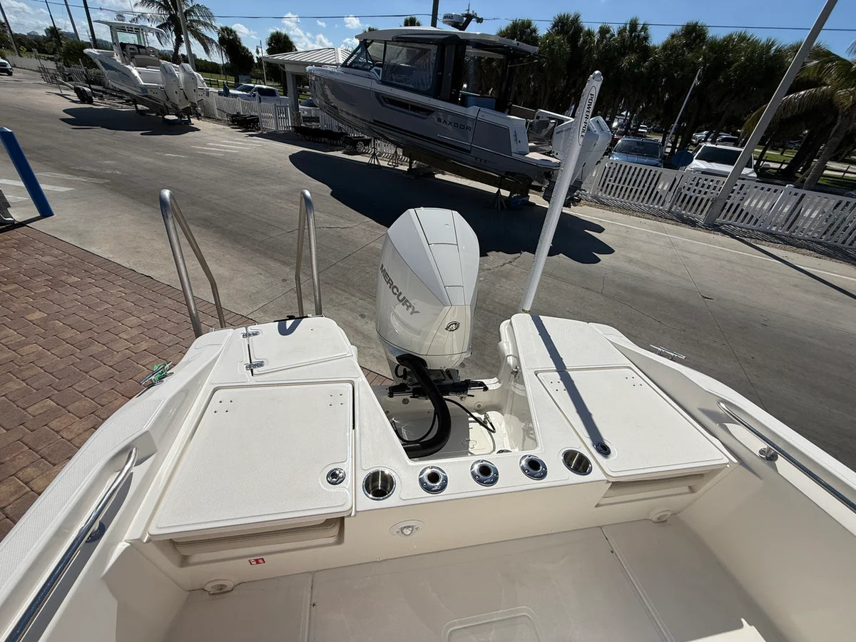 2027 Boston Whaler 220 Dauntless 22.0 feet, Sarasota, FL #27