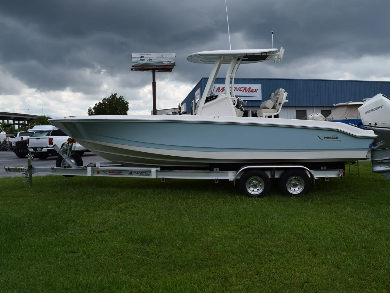 2026 Boston Whaler 250 Dauntless 25.0 feet, Thunderbolt, GA #22