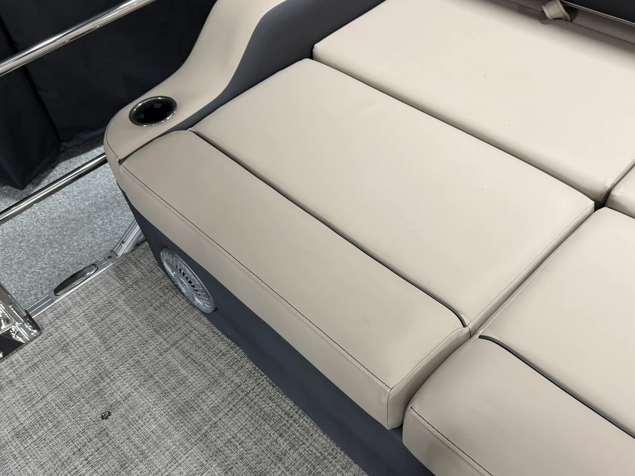 2027 Barletta CABRIO22UC 22.0 feet, Nisswa, Minnesota #77