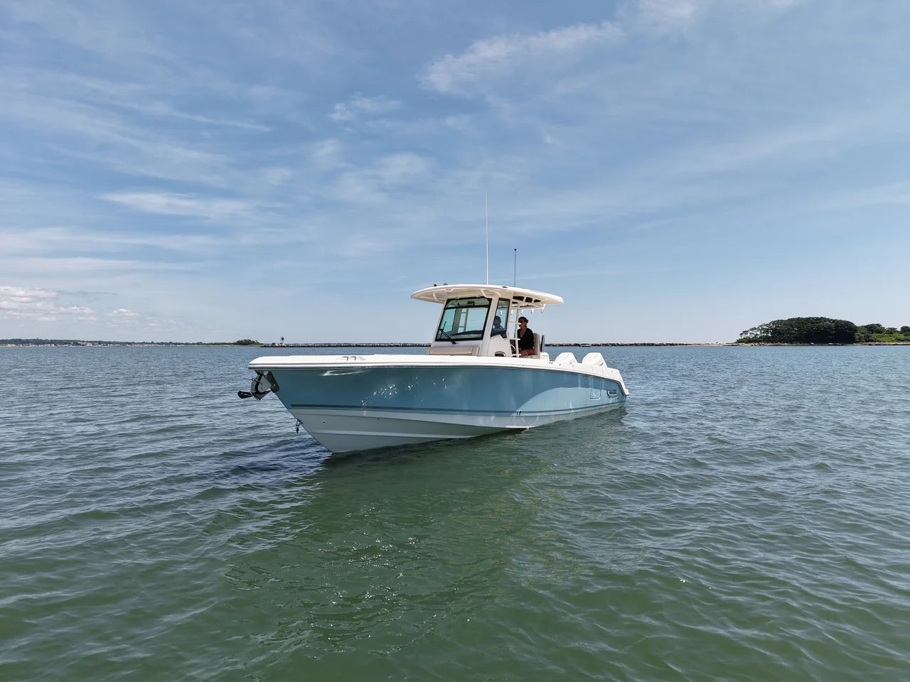 2026 Boston Whaler 330 Outrage 33.0 feet, Westbrook, Connecticut #3