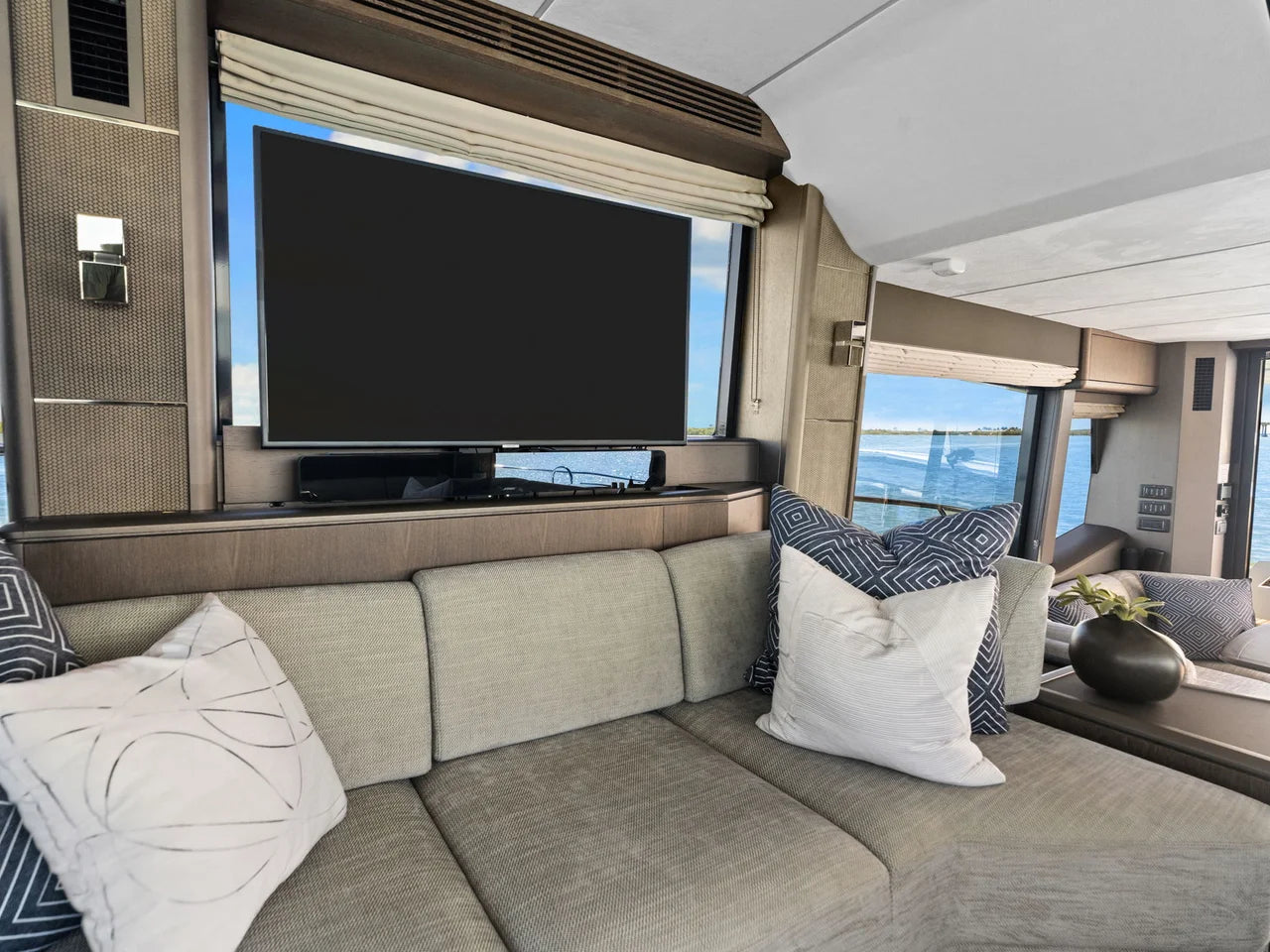 2020 Galeon 680 FLYBRIDGE 72.0 feet, Naples, Florida #74
