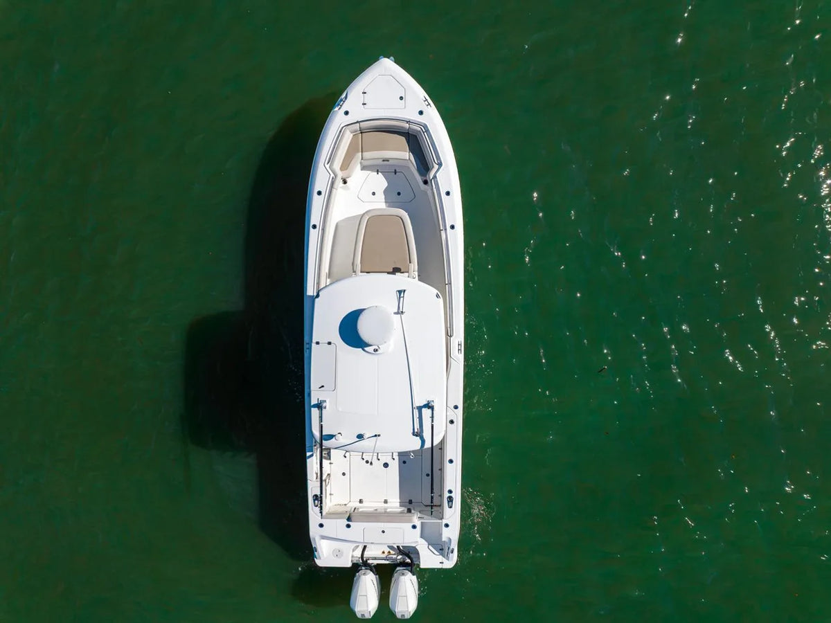 2022 Boston Whaler 330 OUTRAGE 33.0 feet, St Petersburg, FL #8