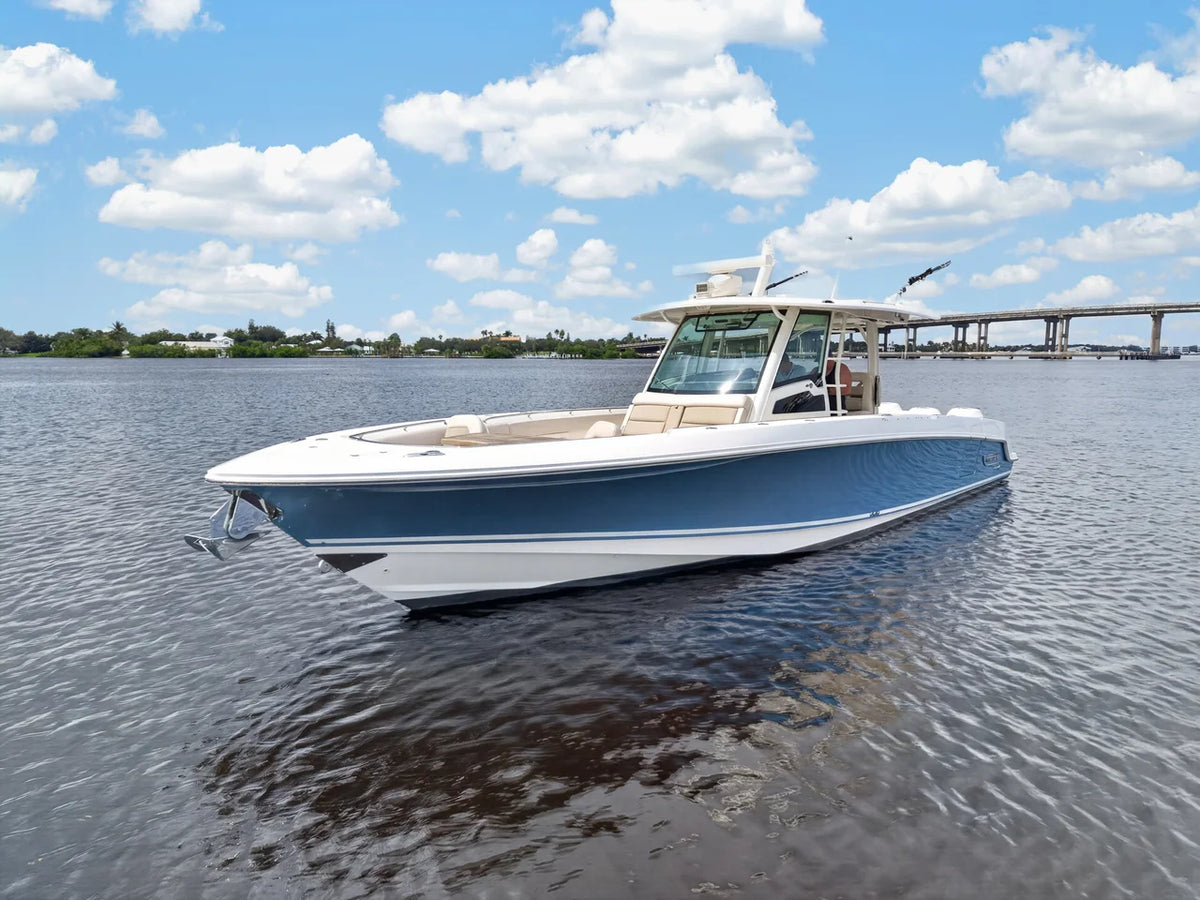 2018 Boston Whaler 380 OUTRAGE 38.0 feet, Stuart, Florida #7