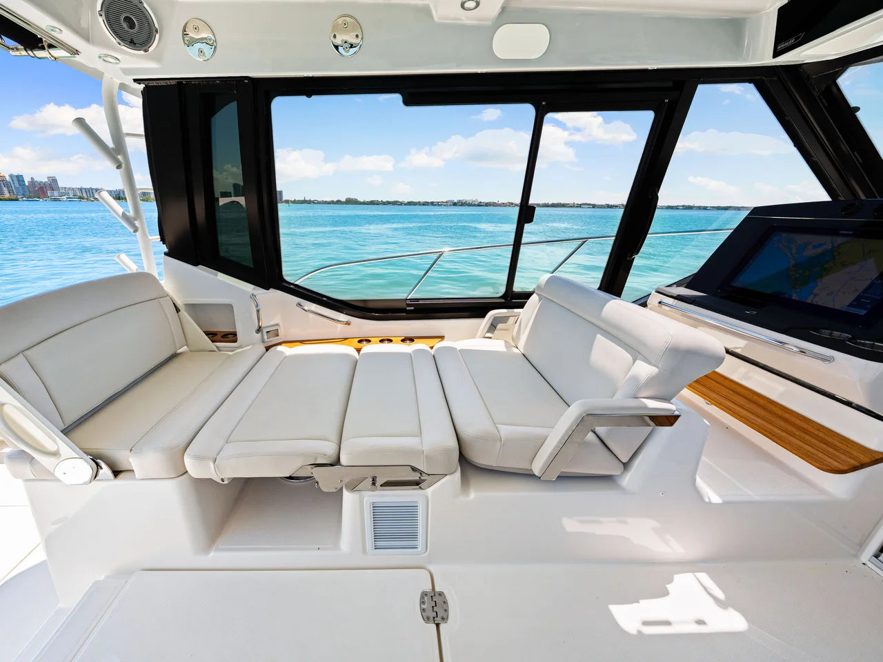 2026 Boston Whaler 405 Conquest 40.0 feet, Sarasota, Florida #59