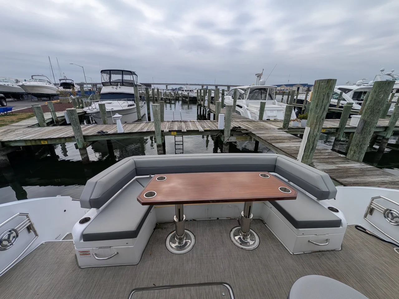 2022 Cruisers Yachts 54 Cantius 54.0 feet, Grasonville, MD #56