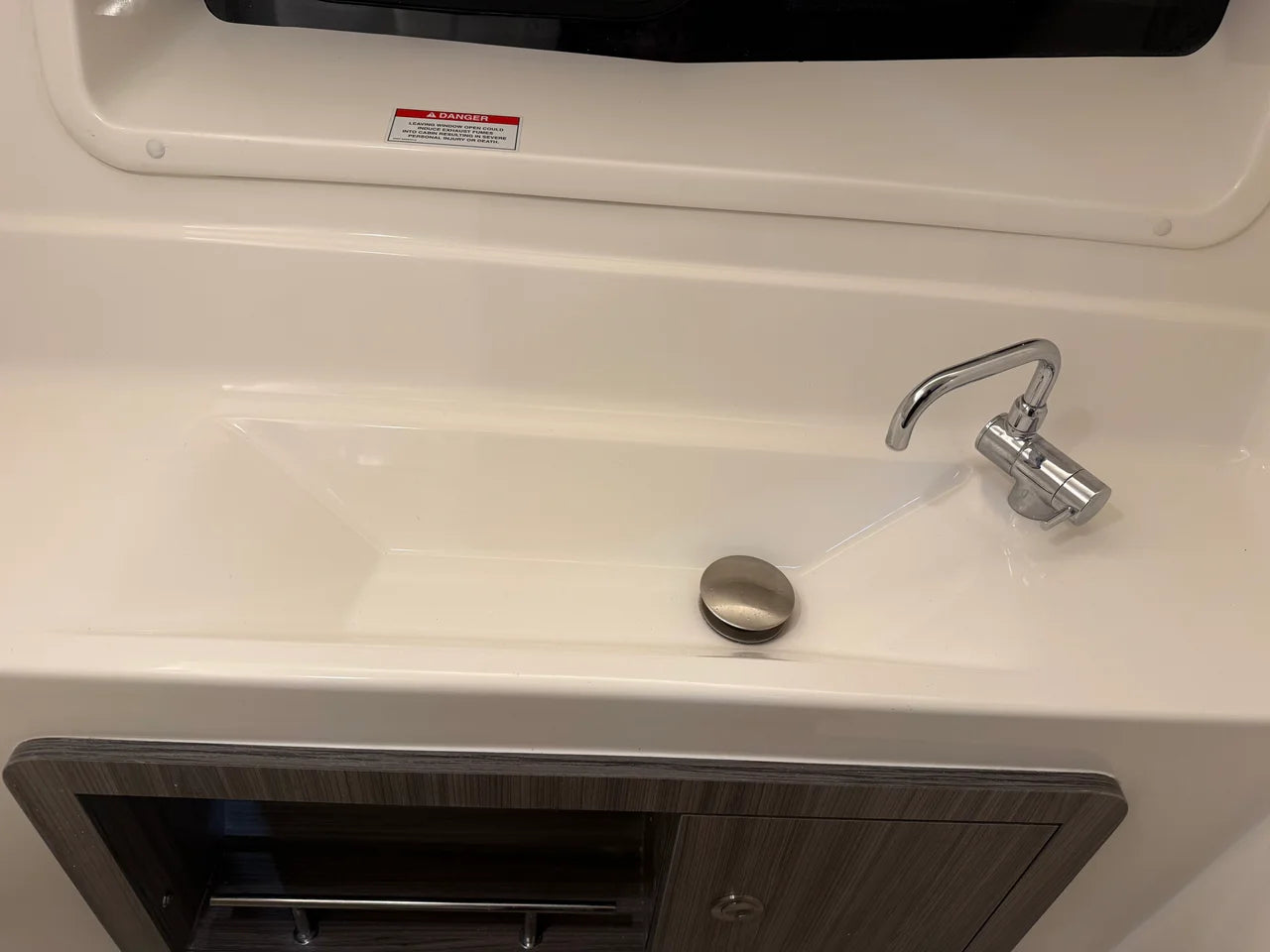 2026 Sea Ray 350 SLX 35.0 feet, Excelsior, Minnesota #41