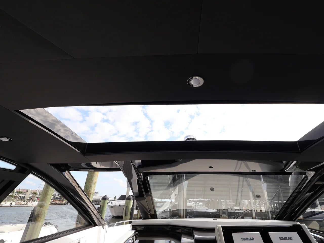 2026 Cruisers Yachts 42 GLS Outboard 42.0 feet, Naples, Florida #51