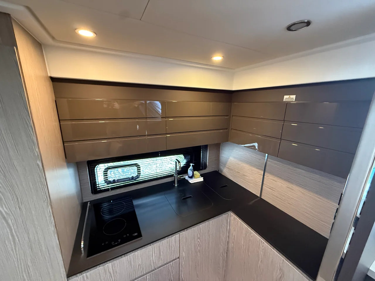 2021 Azimut 45 ATLANTIS 45.0 feet, Cape Coral, FL #25