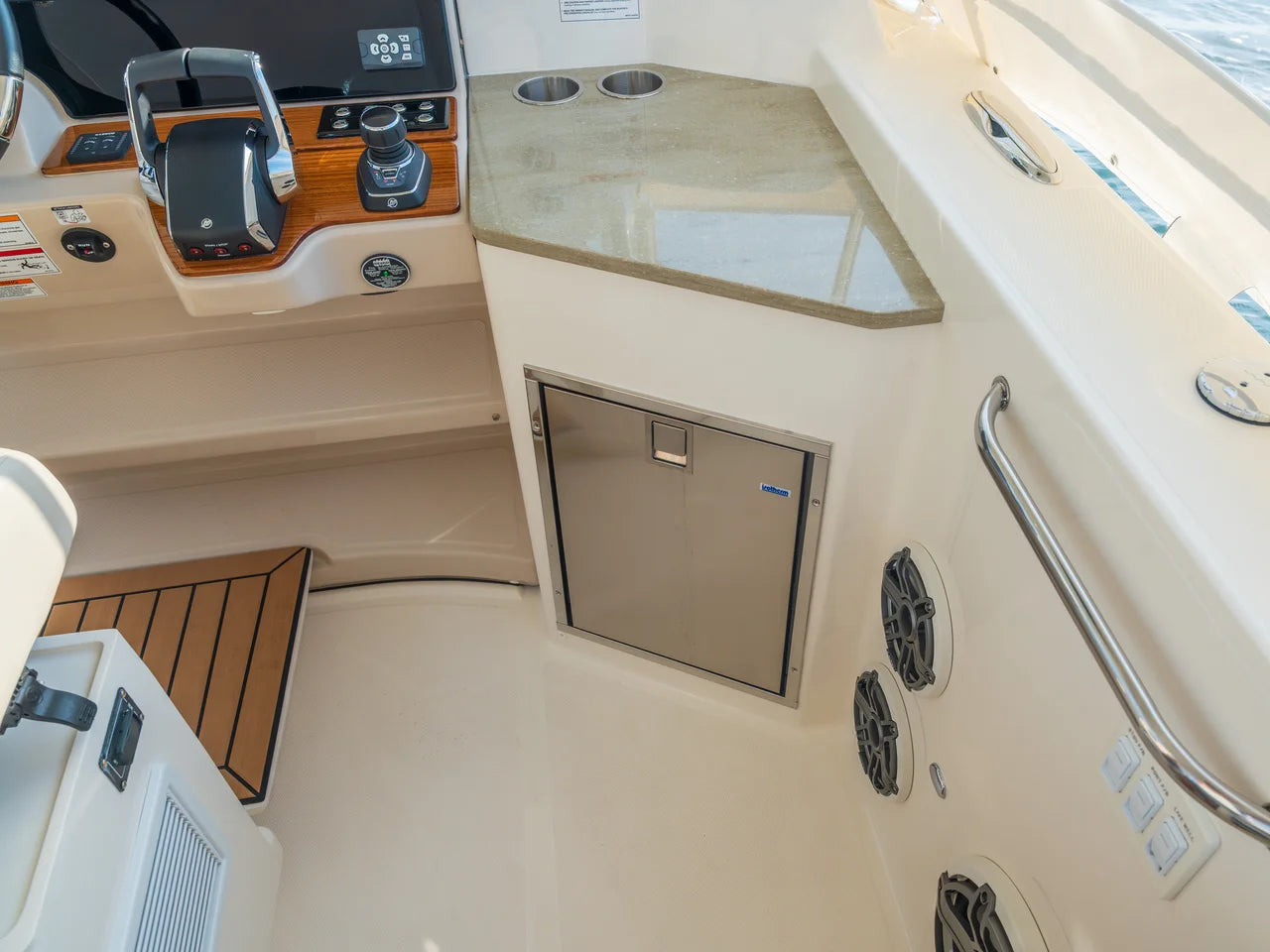 2026 Boston Whaler 350 Realm 35.0 feet, Wrightsville Beach, North Carolina #23