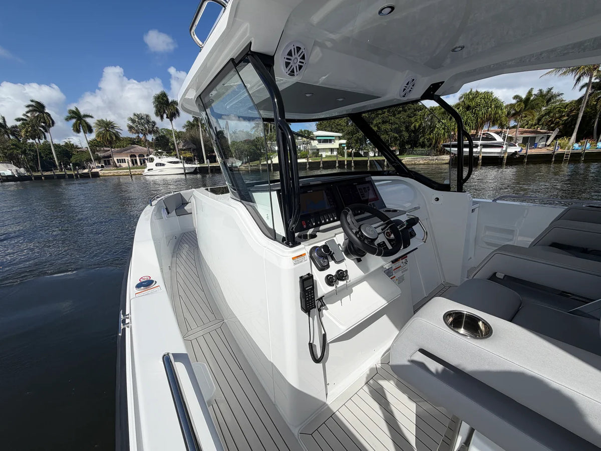 2026 Cruisers Yachts 38 VTR 38.0 feet, Pompano Beach, Florida #37