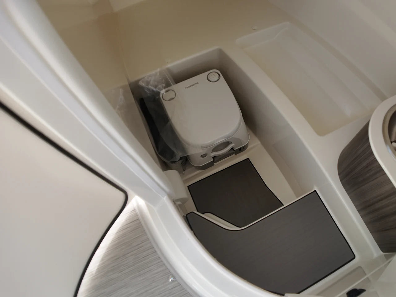 2027 Sea Ray SDX 250 Outboard 25.0 feet, Pompano Beach, Florida #20