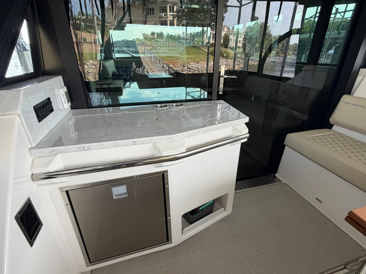 2024 Regal 38 38.0 feet, Lake Ozark, MO #8
